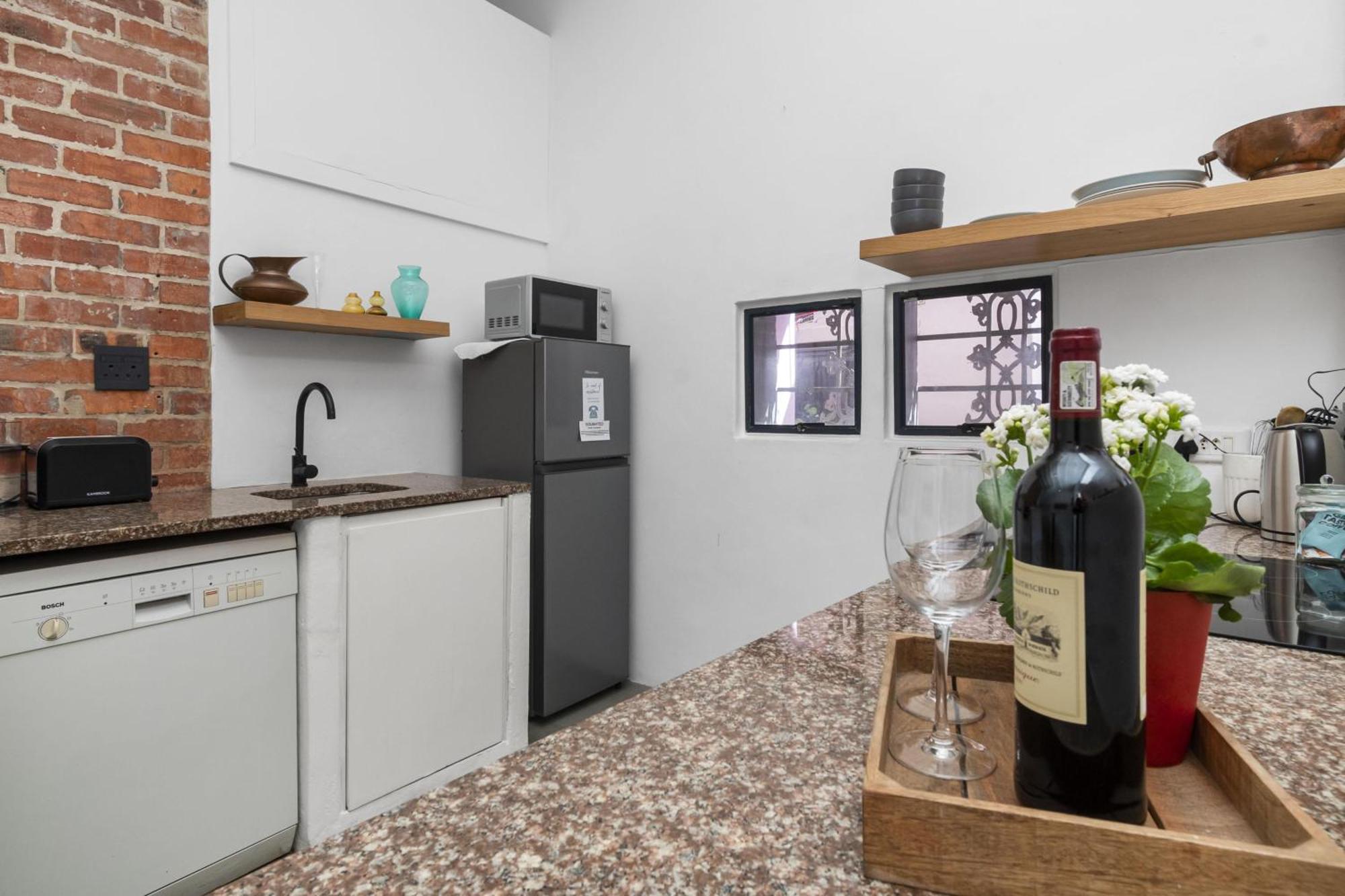 Trendy And Modern 2-bedroom In Bokaap Apartment